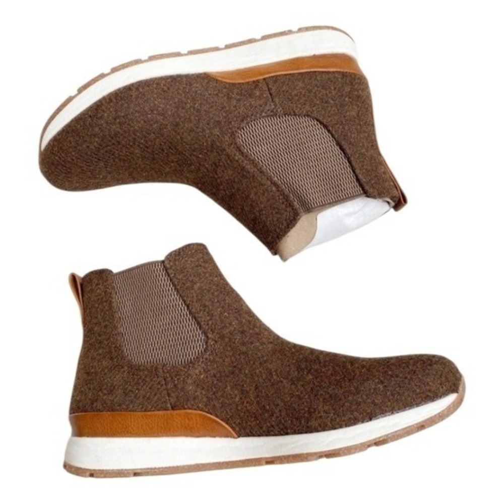 BOC Born Kara Wool Ankle Chelsea Boots Booties‎ brown Pull On Sz 8 New